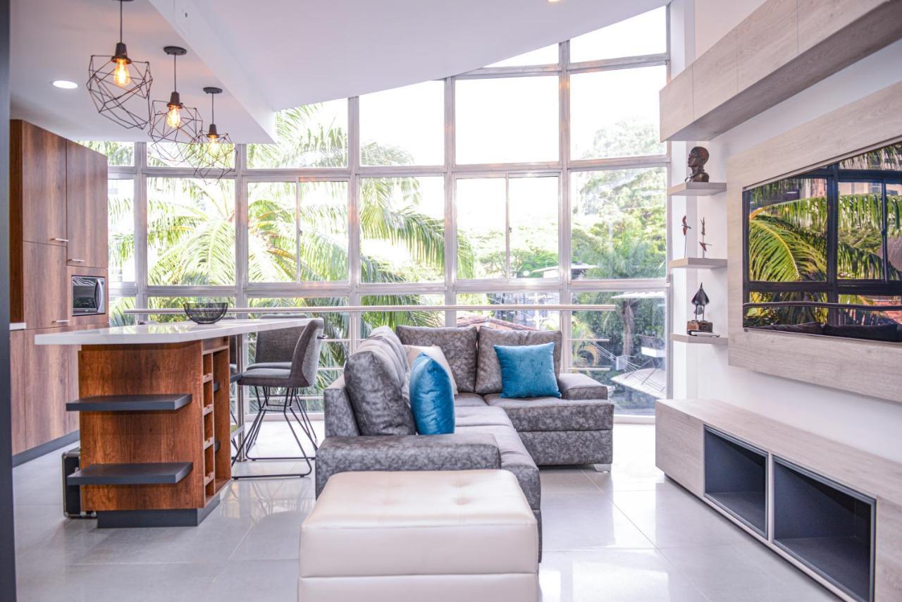 Apartamento Lleras Ac Hot Tub Medellin Exterior photo